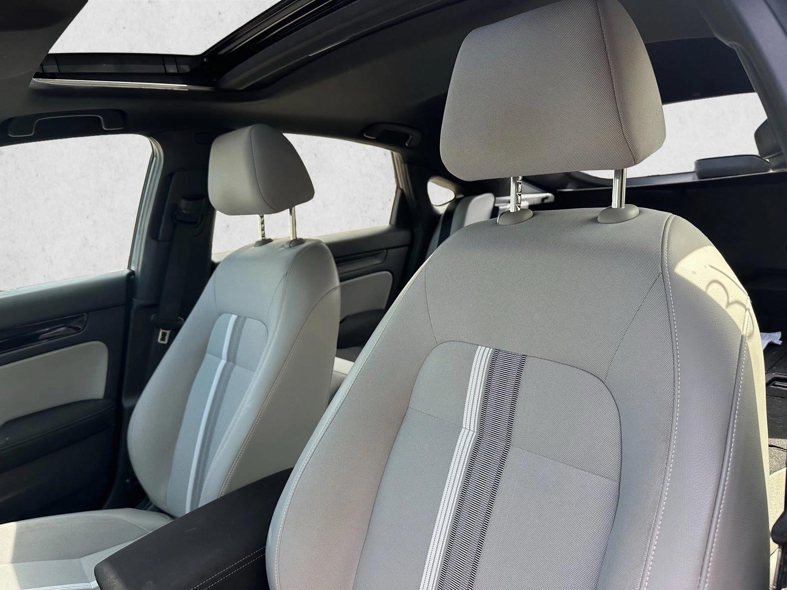 2025 Honda Civic Hatchback Hybrid Sport CVT