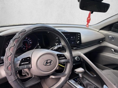 2023 Hyundai ELANTRA SE IVT