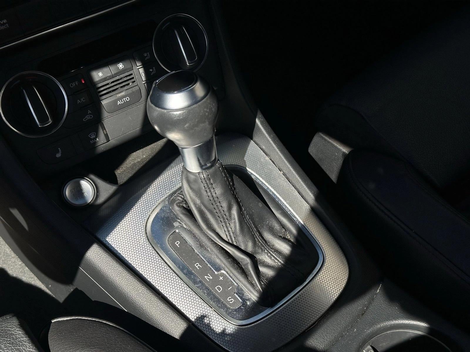 2018 Audi Q3 2.0 TFSI Premium FWD