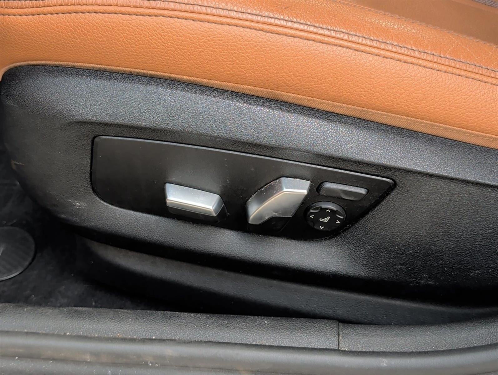 2019 BMW 540i Sedan
