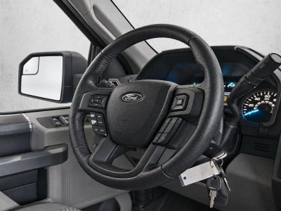2015 Ford F-150 2WD SuperCrew 5-1/2 Ft Box XLT