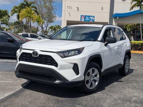 2020 Toyota RAV4 LE FWD (GS)