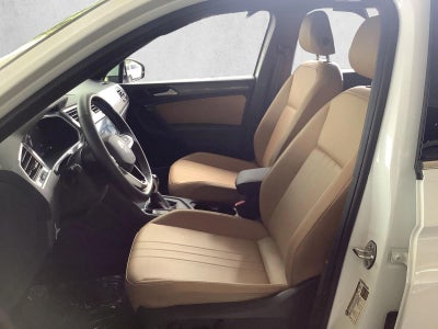 2024 Volkswagen Tiguan 2.0T SE FWD