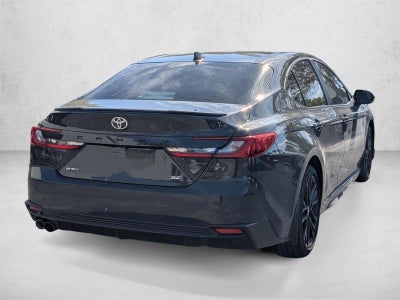 2025 Toyota Camry SE (SE)
