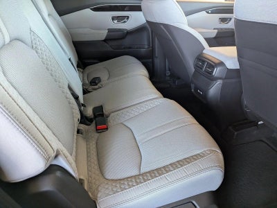 2023 Honda Pilot LX AWD