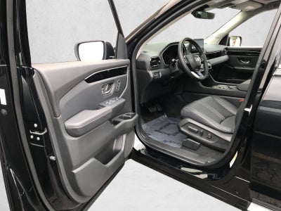 2023 Honda Pilot Touring AWD