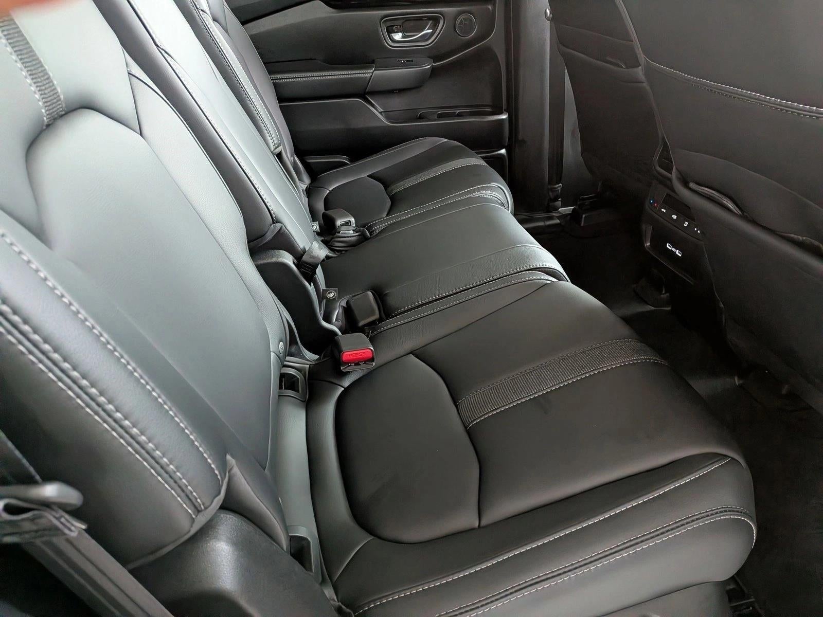 2023 Honda Pilot Touring 2WD