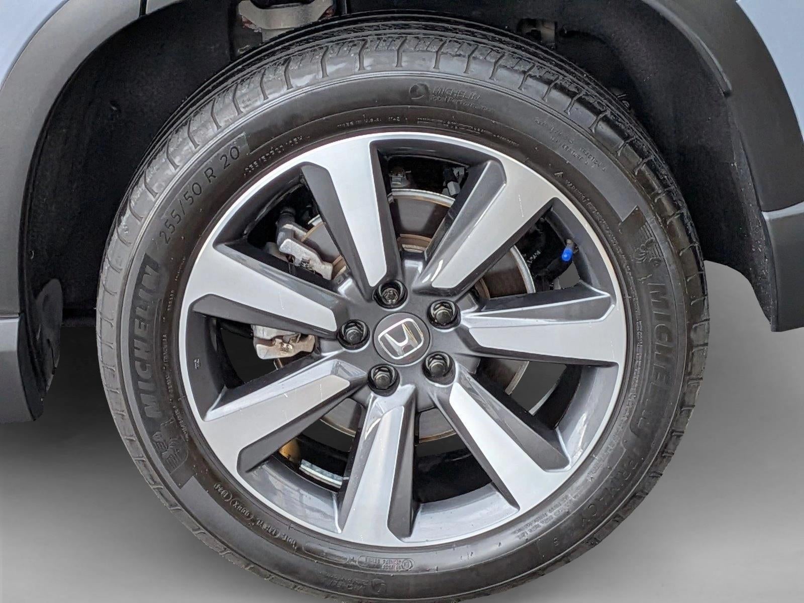 2023 Honda Pilot Touring 2WD