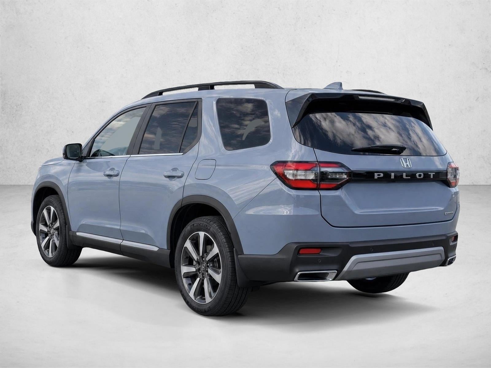 2023 Honda Pilot Touring 2WD
