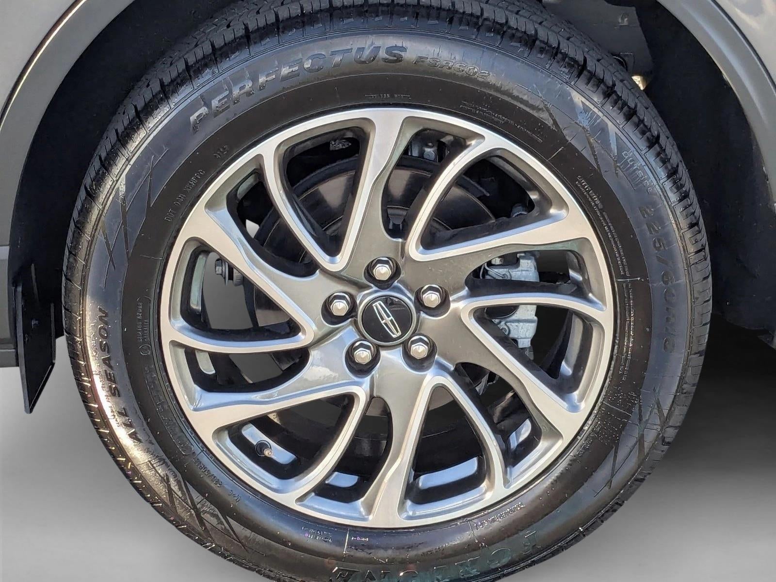 2022 Lincoln Corsair Standard FWD