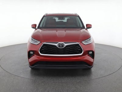 2023 Toyota Highlander XLE FWD (Natl)