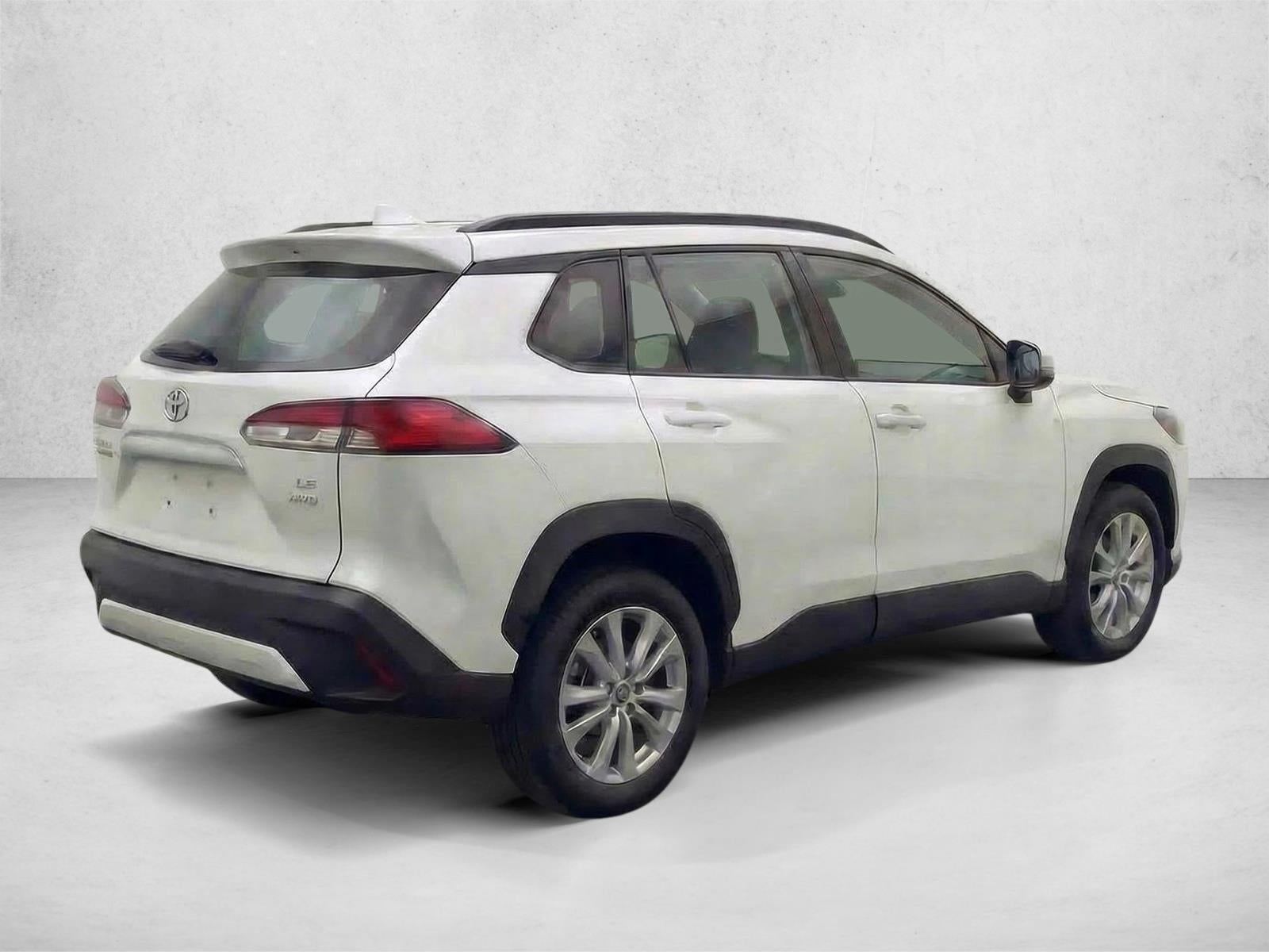 2022 Toyota Corolla Cross LE 4WD (Natl)