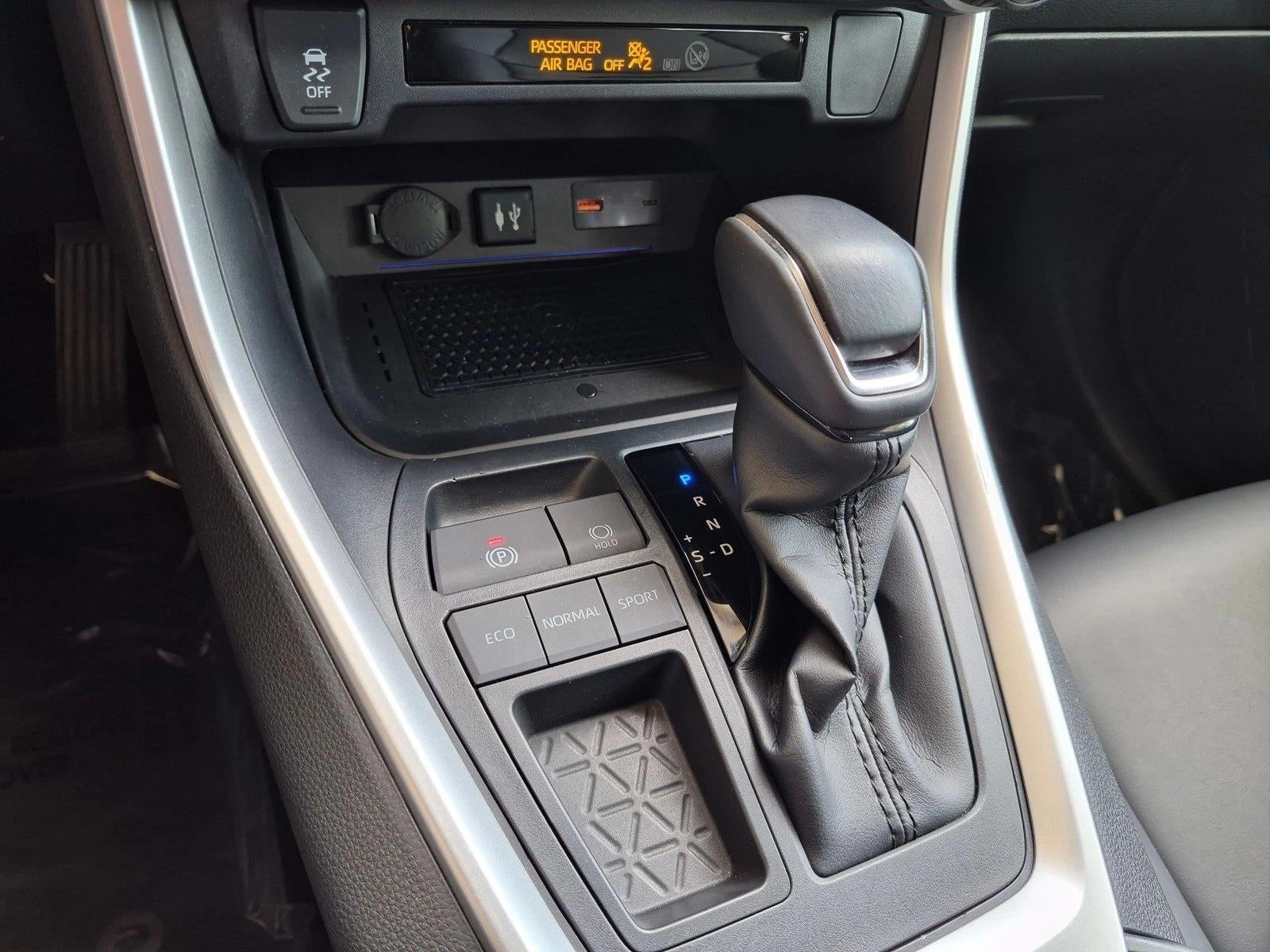2019 Toyota RAV4 XLE Premium FWD (Natl)