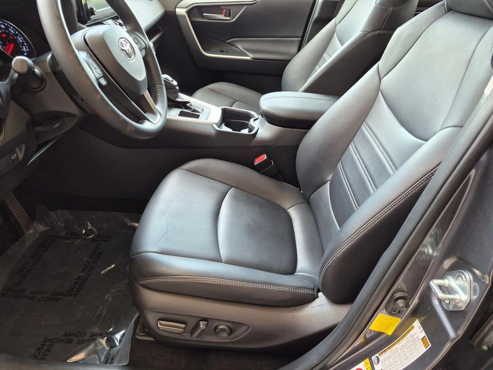 2019 Toyota RAV4 XLE Premium FWD (Natl)