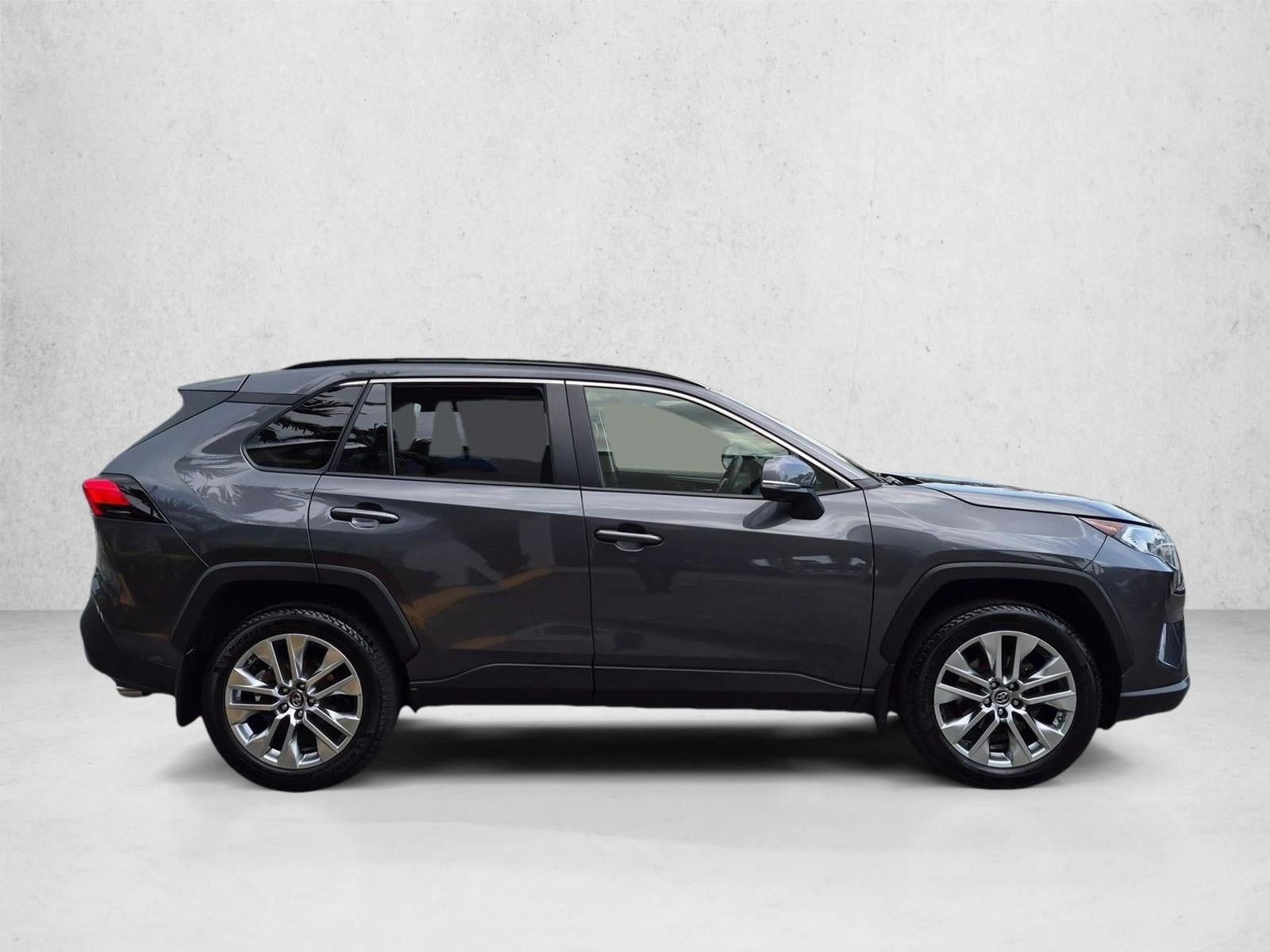2019 Toyota RAV4 XLE Premium FWD (Natl)