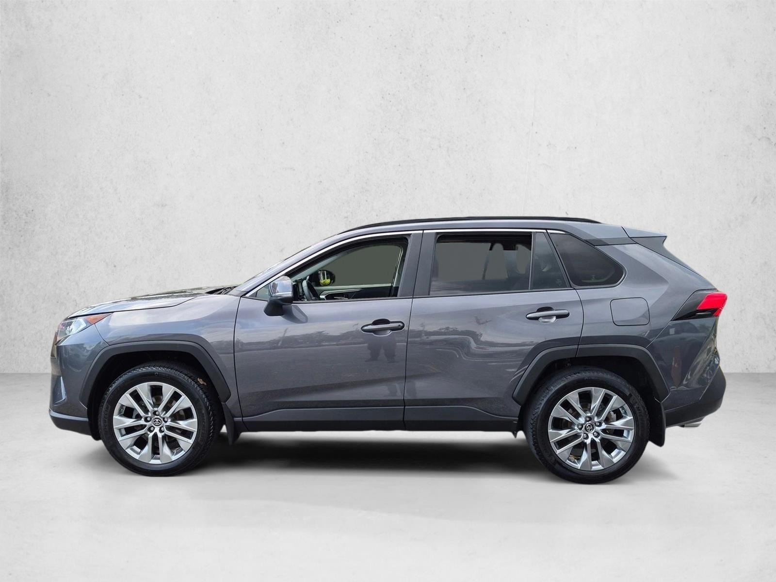 2019 Toyota RAV4 XLE Premium FWD (Natl)