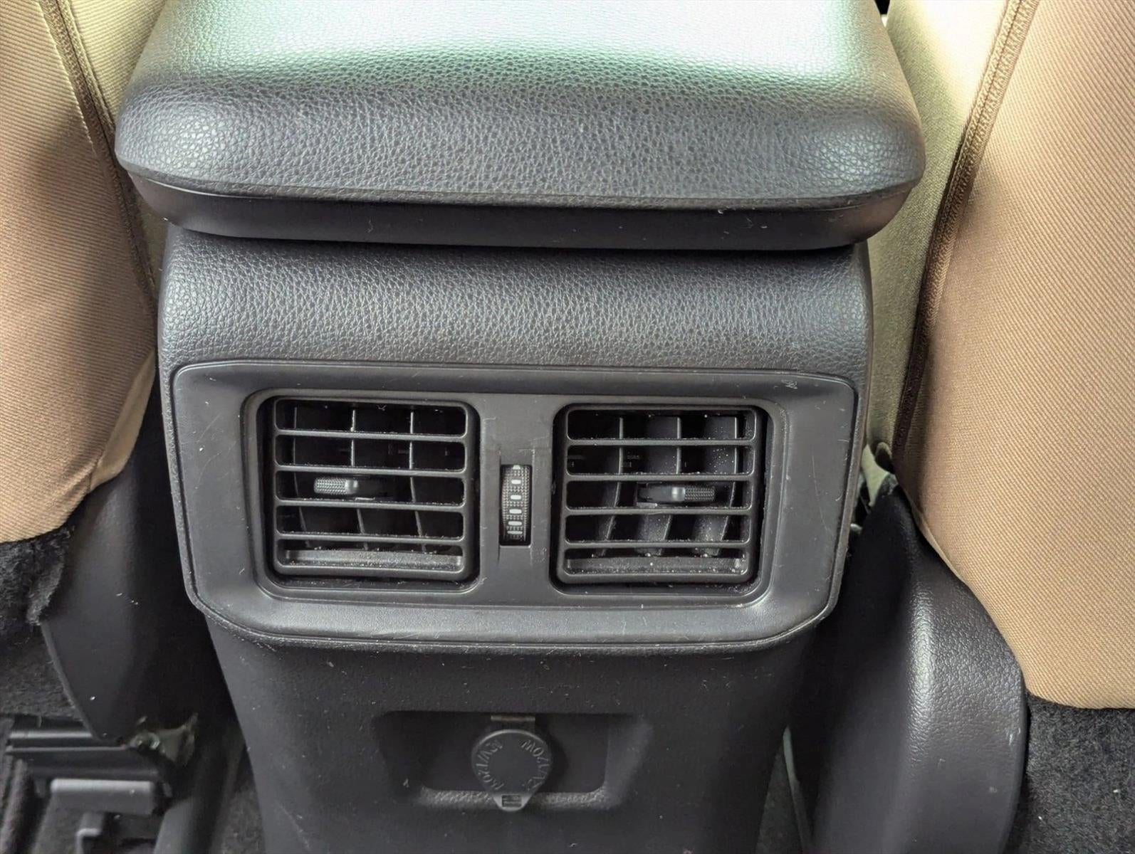 2023 Toyota RAV4 Hybrid LE AWD (Natl)