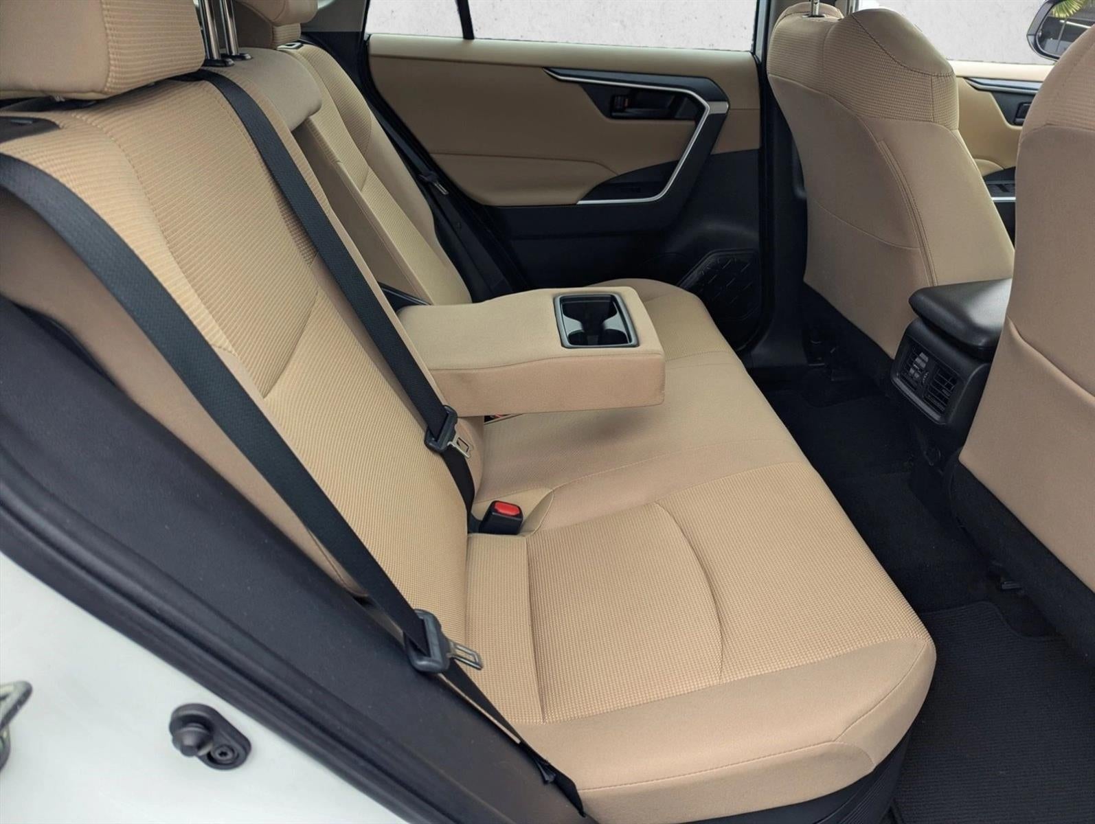 2023 Toyota RAV4 Hybrid LE AWD (Natl)