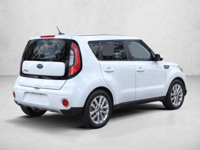 2019 Kia Soul + Auto