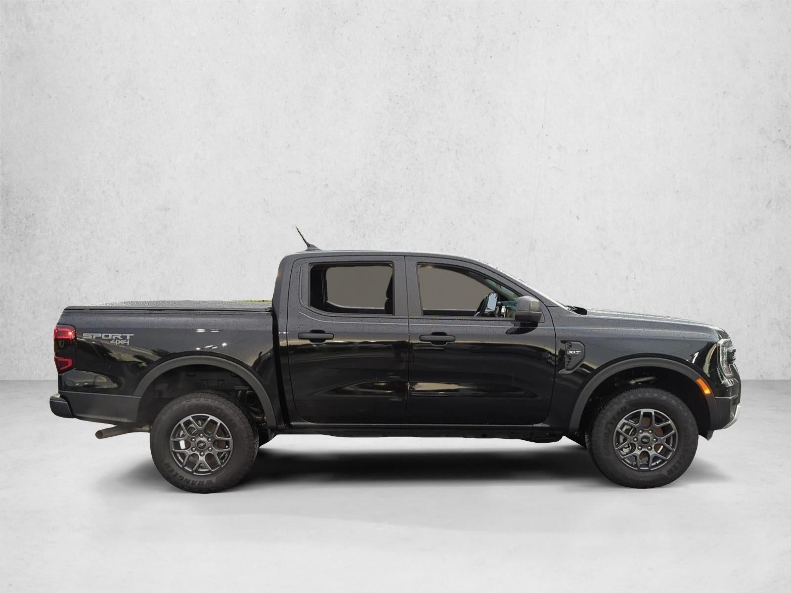2025 Ford Ranger XLT 4WD SuperCrew 5' Box
