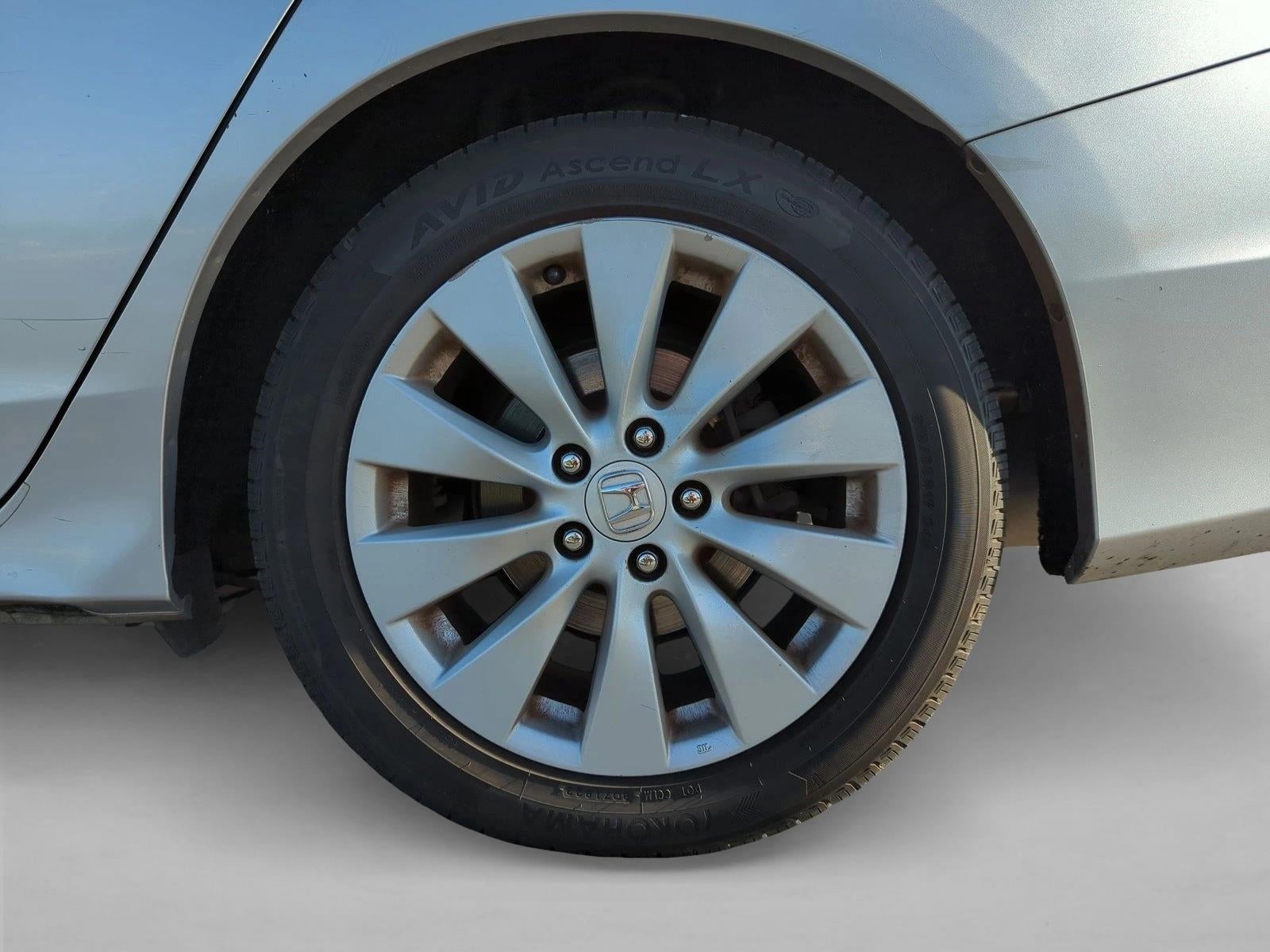 2014 Honda Accord Sedan EX-L V6 Automatic with Navigation