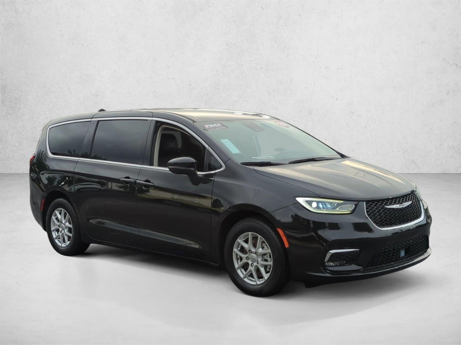 2023 Chrysler Pacifica Touring L FWD