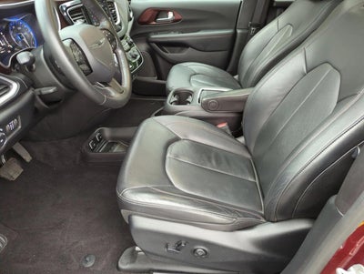 2020 Chrysler Pacifica Touring L Plus 35th Anniversary FWD *Ltd Avail*
