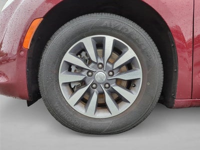 2020 Chrysler Pacifica Touring L Plus 35th Anniversary FWD *Ltd Avail*