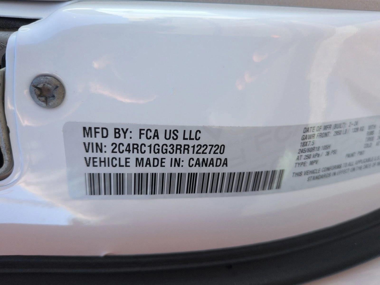 2024 Chrysler Pacifica Limited FWD