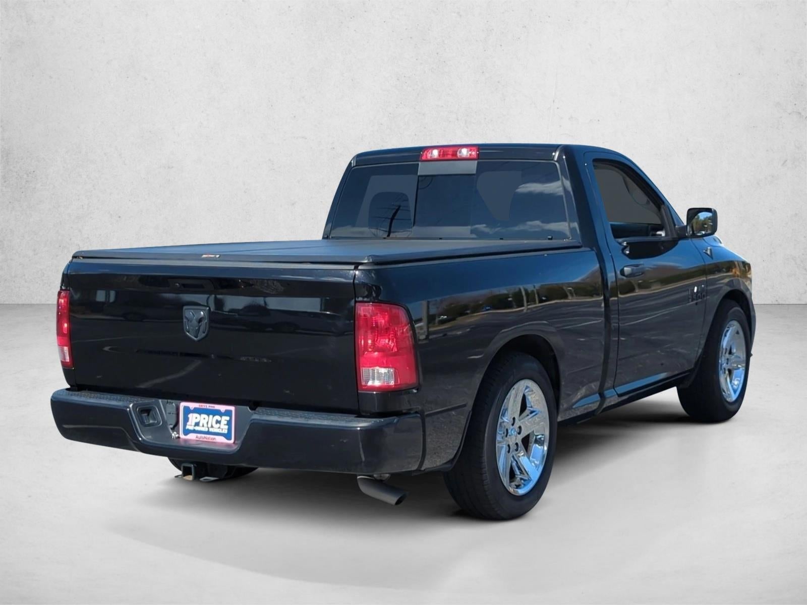 2022 RAM 1500 Classic Express 4x2 Reg Cab 6'4" Box