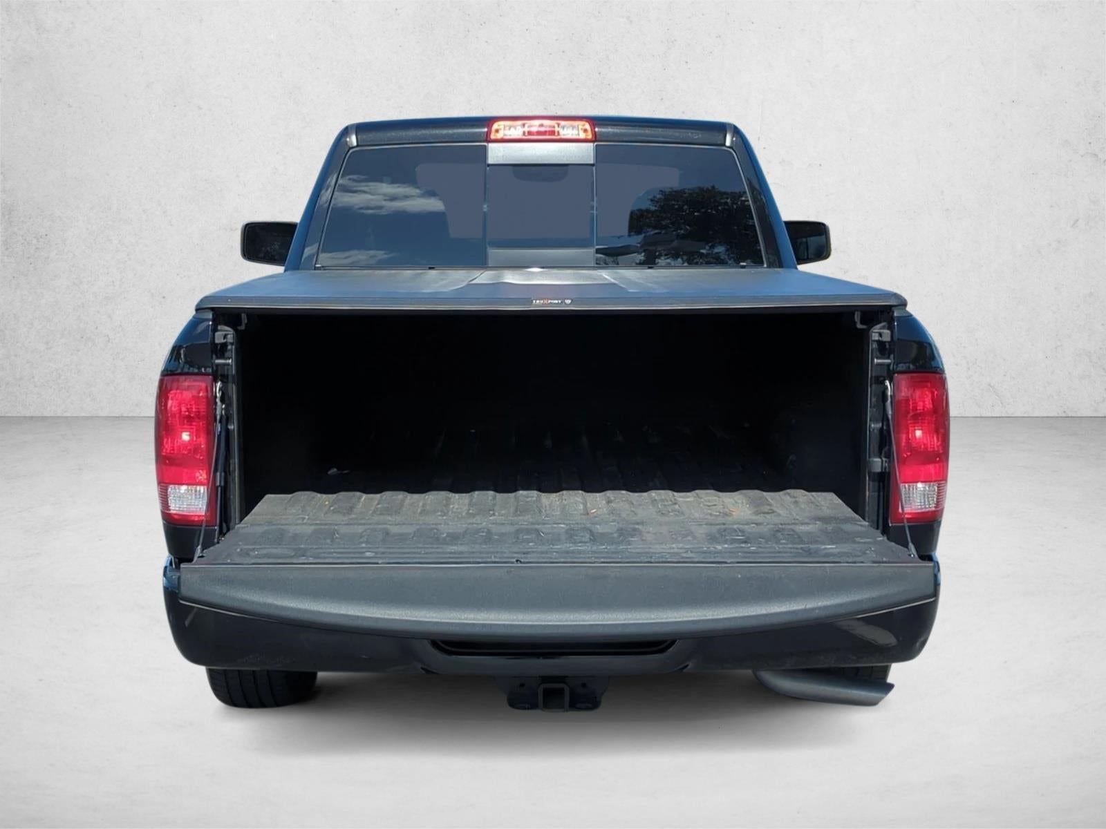 2022 RAM 1500 Classic Express 4x2 Reg Cab 6'4" Box