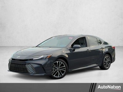 2025 Toyota Camry XLE (SE)