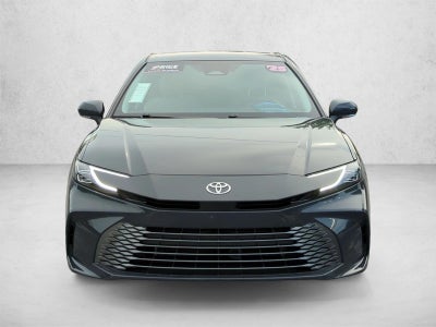 2025 Toyota Camry XLE (SE)