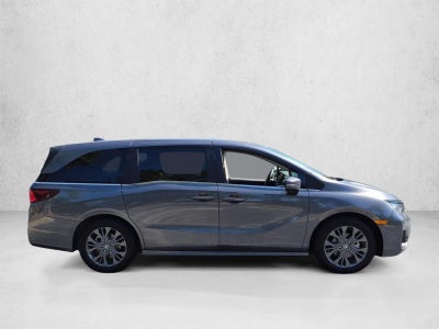 2026 Honda Odyssey Touring Auto