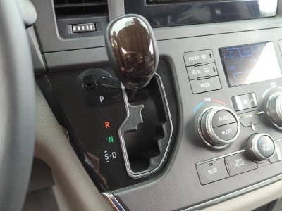 2018 Toyota Sienna XLE AWD 7-Passenger (Natl)