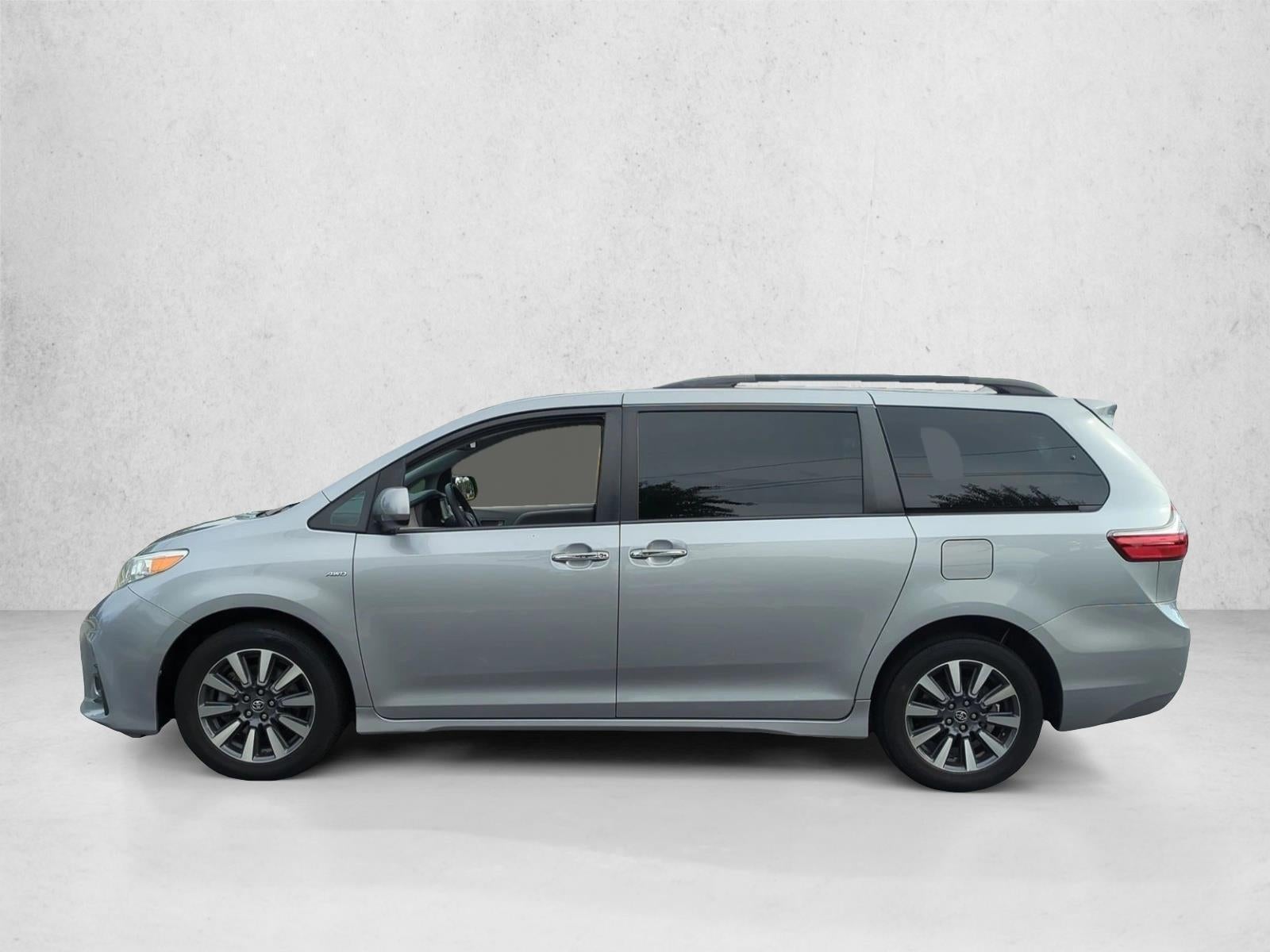 2018 Toyota Sienna XLE AWD 7-Passenger (Natl)