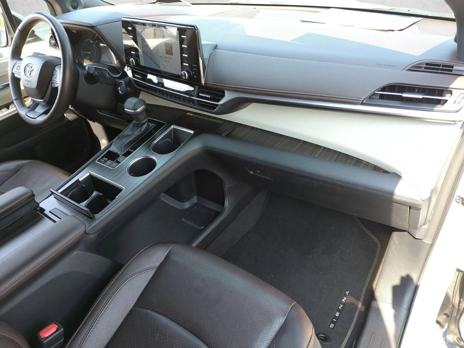 2021 Toyota Sienna Platinum FWD 7-Passenger (Natl)