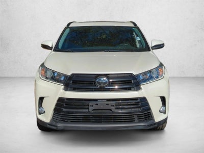 2017 Toyota Highlander SE V6 AWD (Natl)