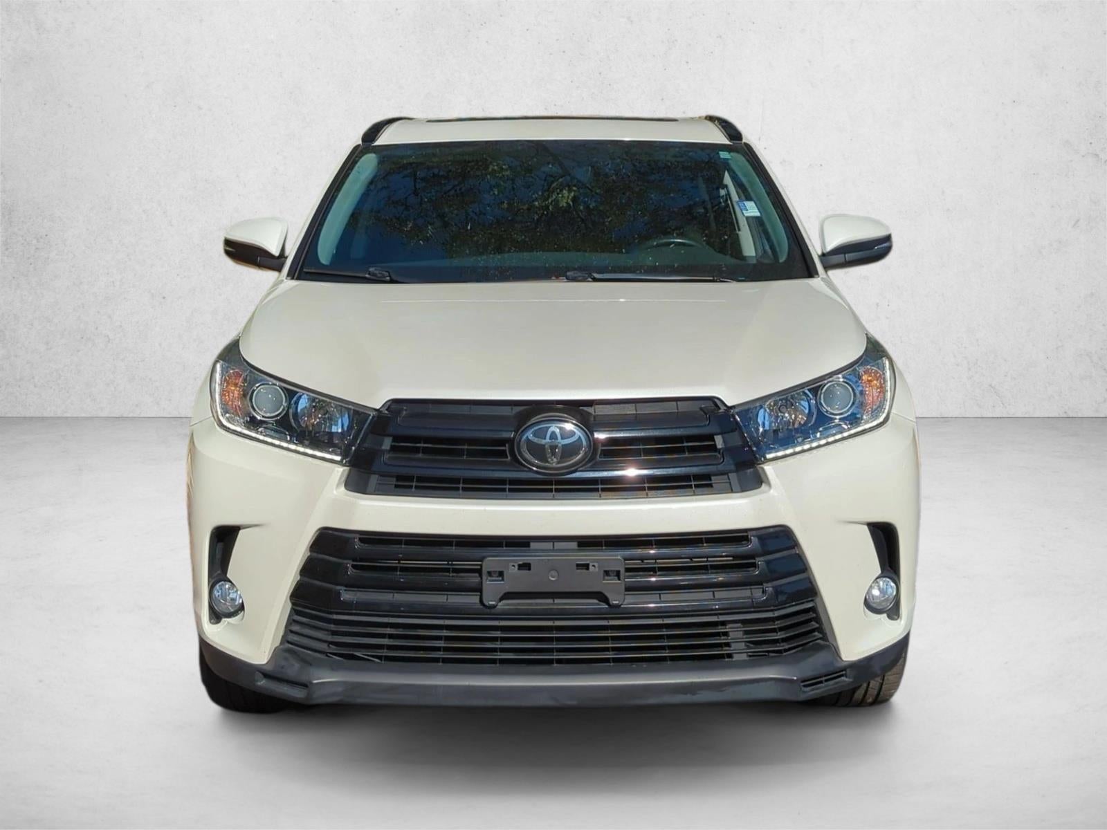 2017 Toyota Highlander SE V6 AWD (Natl)