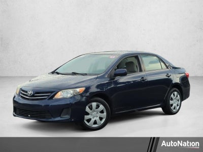 2013 Toyota Corolla 4dr Sdn Auto LE (Natl)