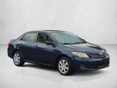 2013 Toyota Corolla 4dr Sdn Auto LE (Natl)