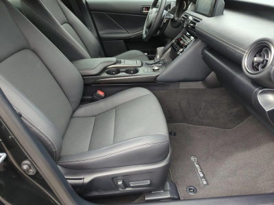 2025 Lexus IS 350 F SPORT Design RWD