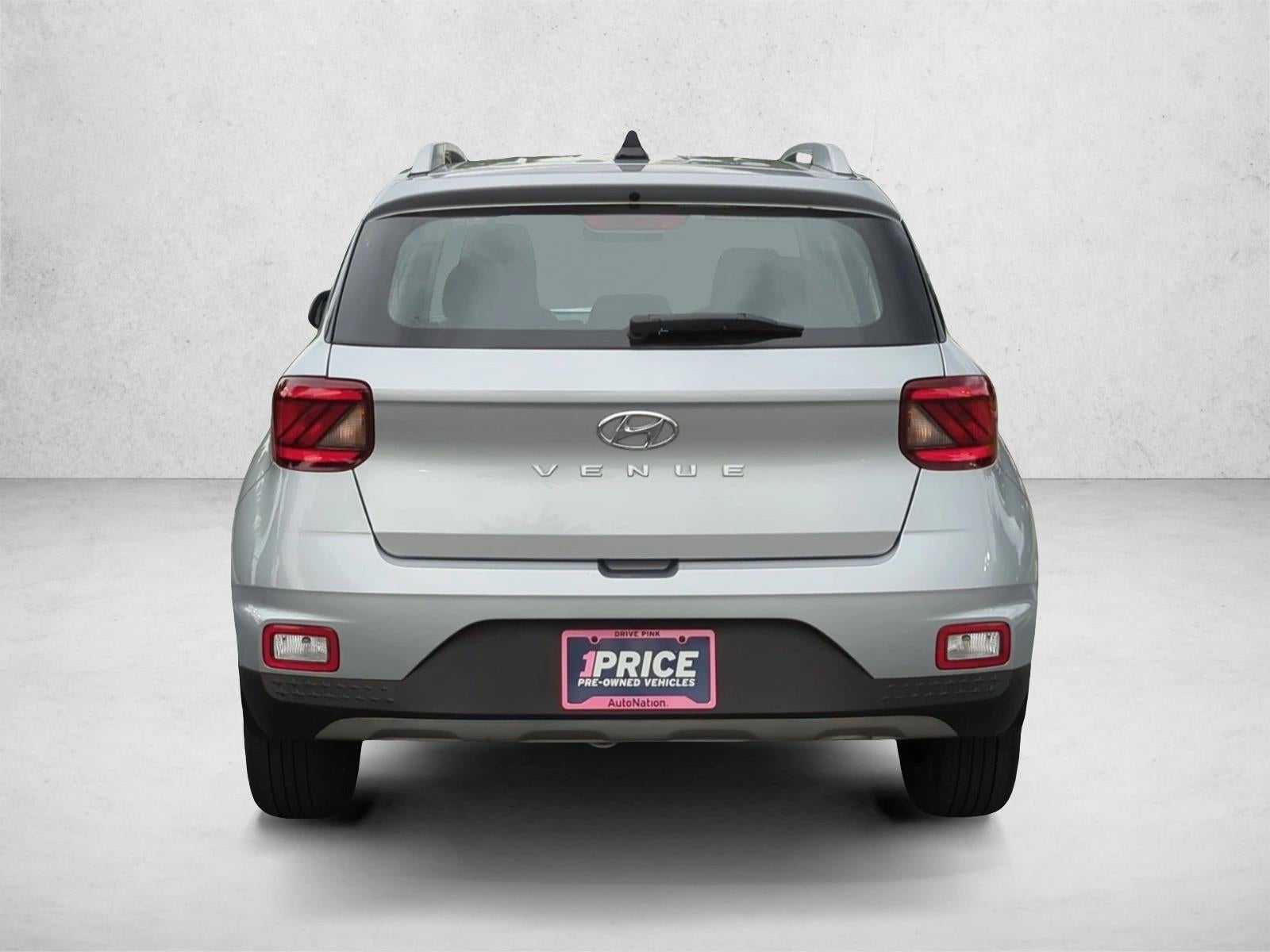 2022 Hyundai VENUE SEL IVT
