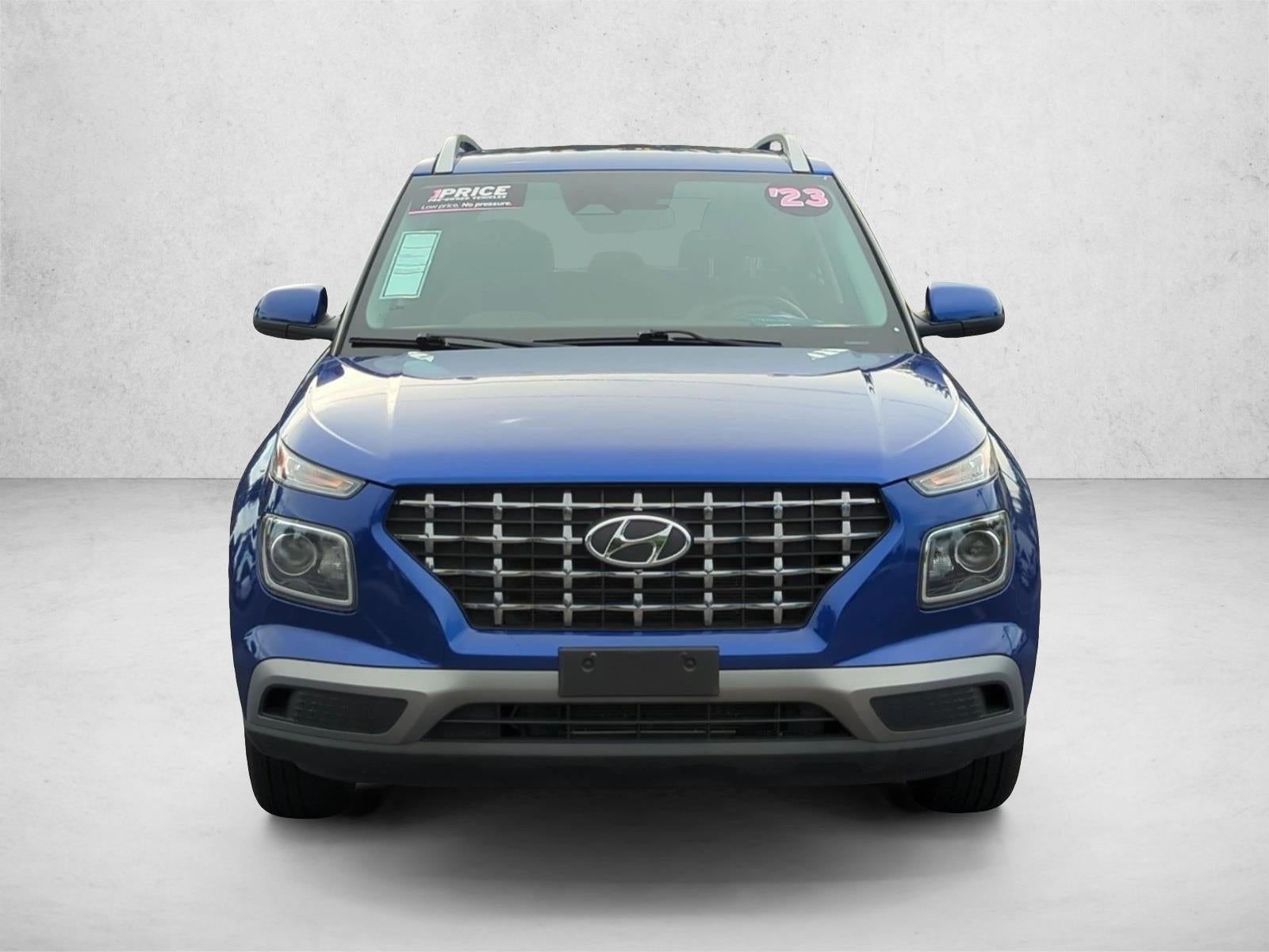 2023 Hyundai VENUE SEL IVT