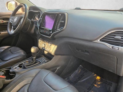 2019 Jeep Cherokee Overland FWD