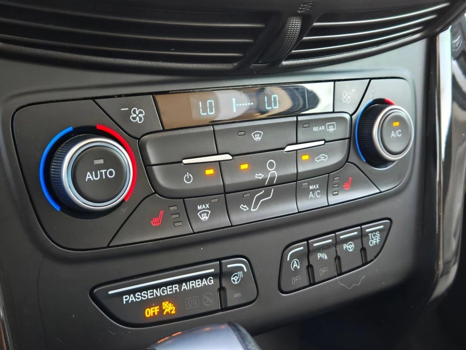 2018 Ford Escape Titanium FWD