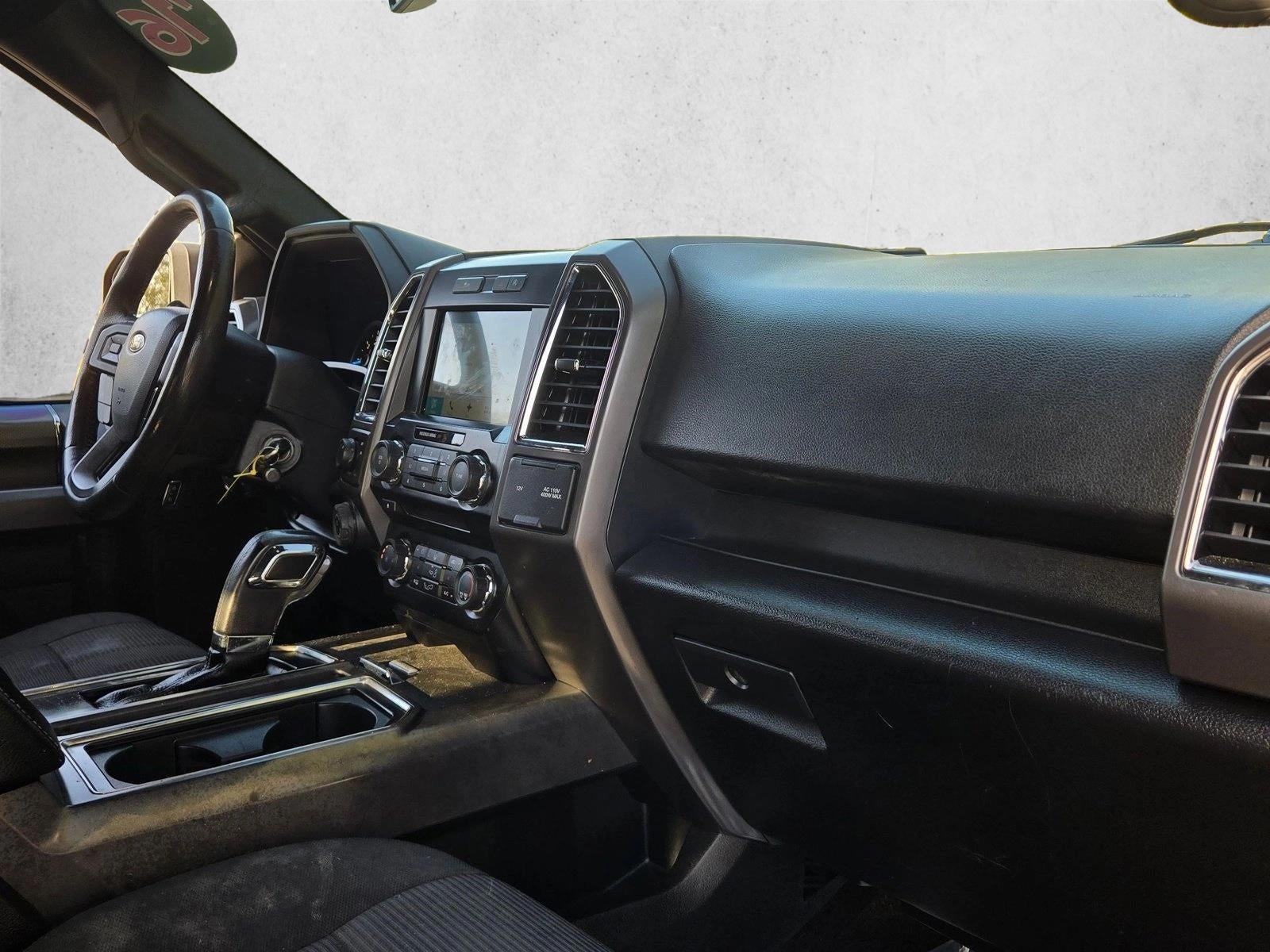 2016 Ford F-150 2WD SuperCrew 5-1/2 Ft Box XLT