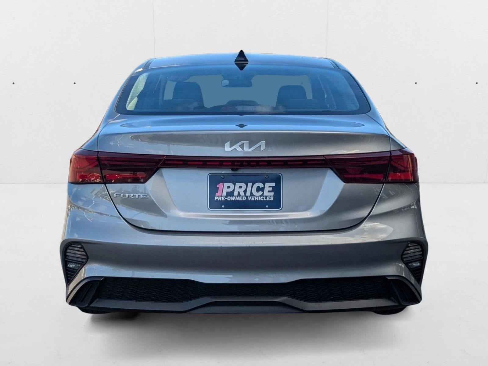 2023 Kia Forte LXS IVT