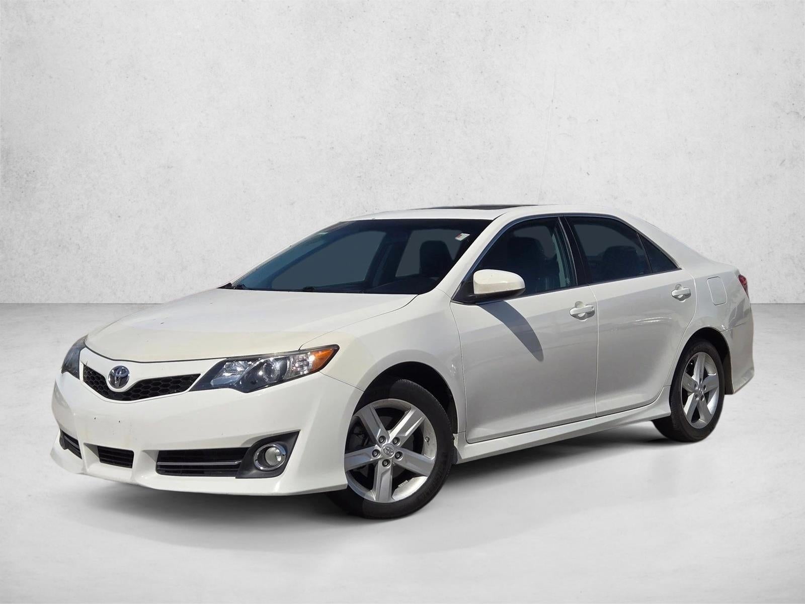 2014 Toyota Camry SE