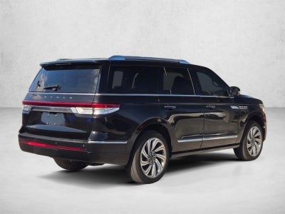 2023 Lincoln Navigator Reserve 4x2